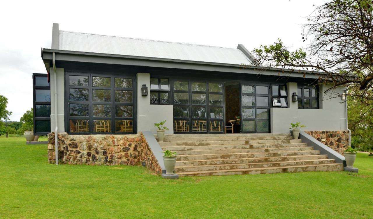 Thanda Manzi Country Hotel Centurion Extérieur photo