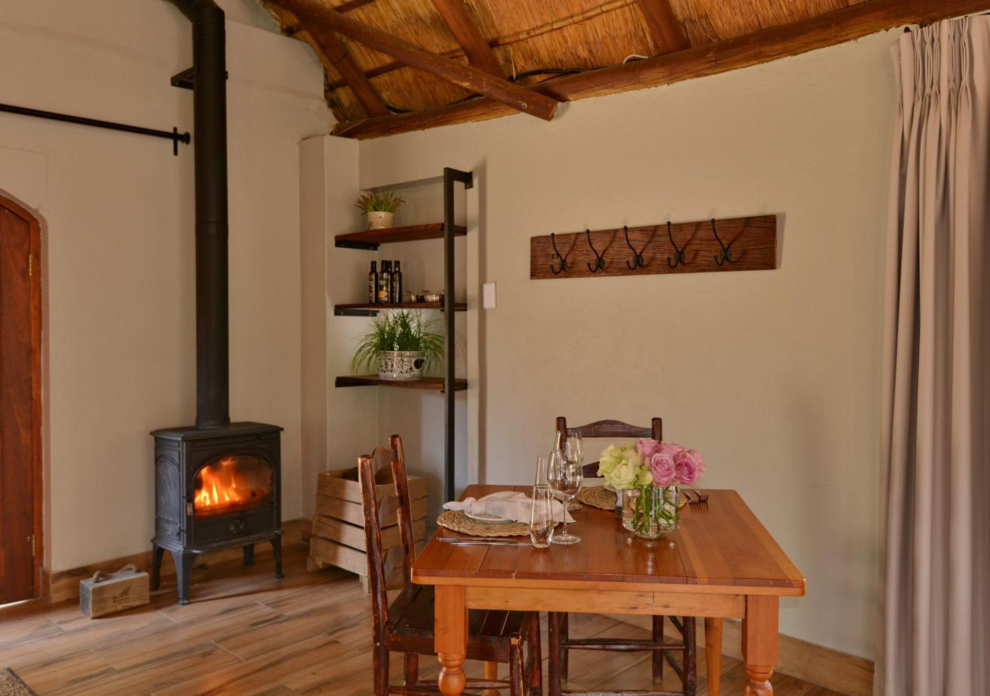 Thanda Manzi Country Hotel Centurion Extérieur photo